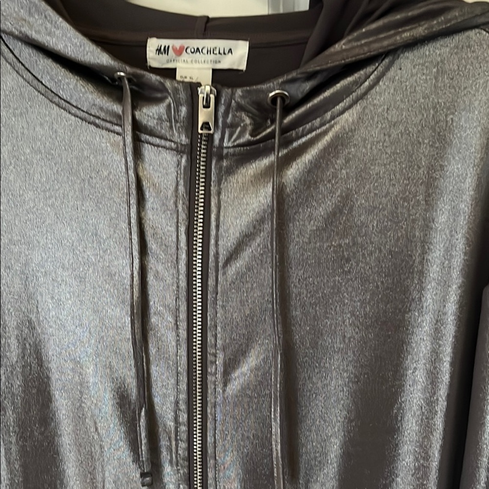 H&M ❤️ Coachella size XL Silver metallic hooded Jacket , pockets - Picture 7 of 16